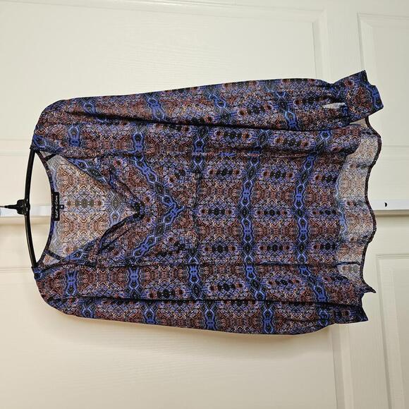 Violet & Claire Tops - Violet & Claire Vibrant Patterned Blouse - Size M